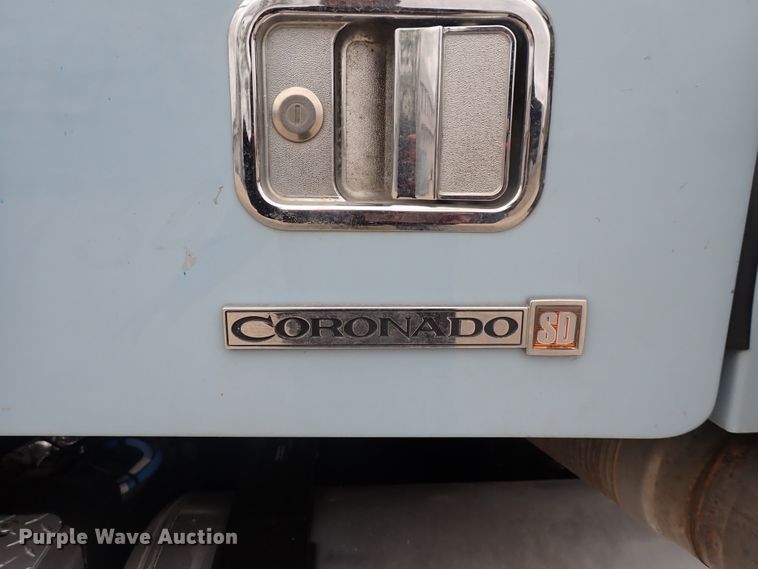 image for item DJ5674 2012 Freightliner Coronado SD  semi truck