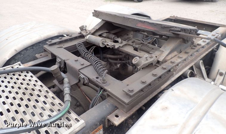 image for item DJ5674 2012 Freightliner Coronado SD  semi truck