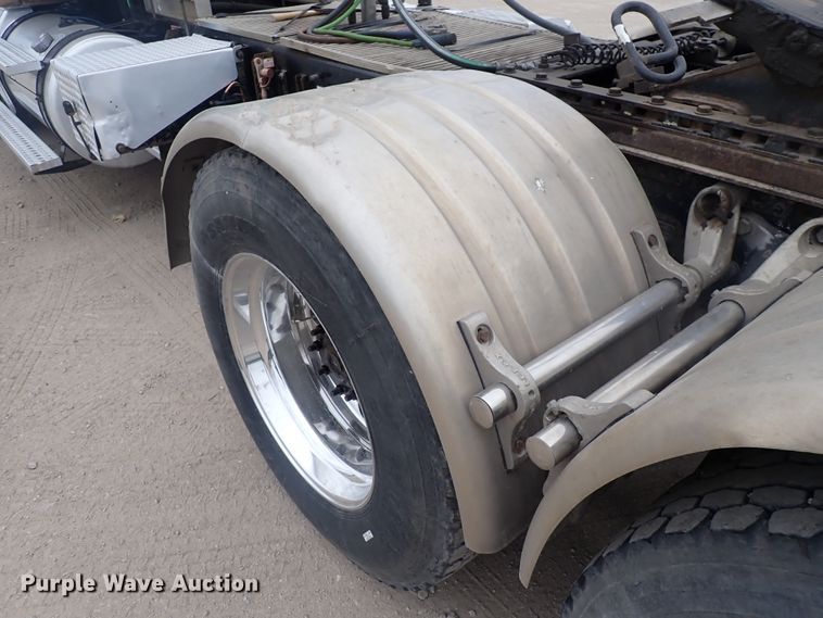 image for item DJ5674 2012 Freightliner Coronado SD  semi truck