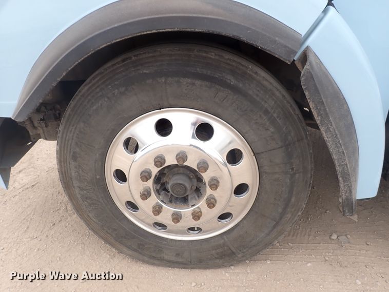 image for item DJ5674 2012 Freightliner Coronado SD  semi truck