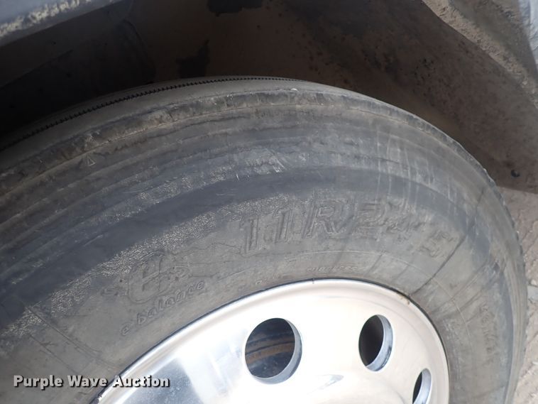 image for item DJ5674 2012 Freightliner Coronado SD  semi truck