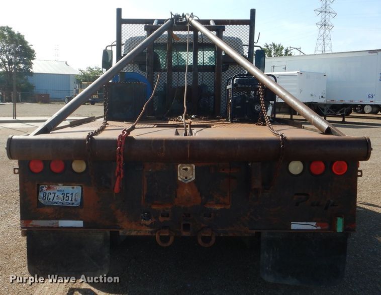 image for item DJ8845 2011 International DuraStar 4400  winch truck