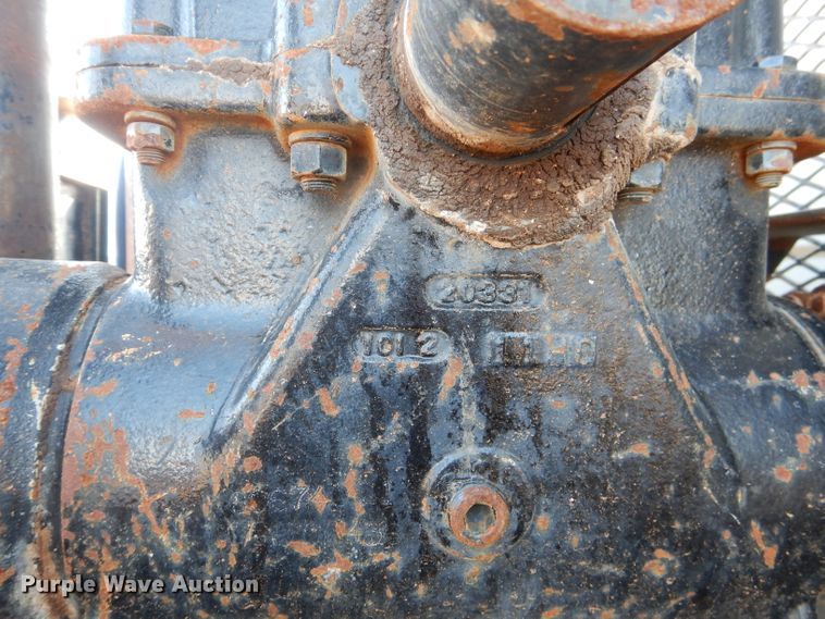 image for item DJ8845 2011 International DuraStar 4400  winch truck