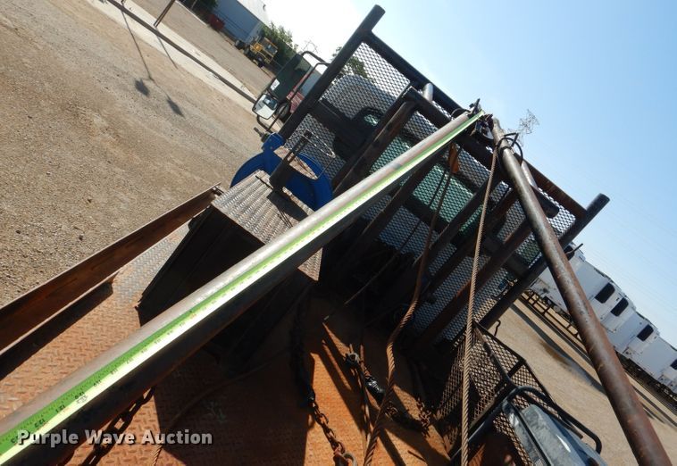 image for item DJ8845 2011 International DuraStar 4400  winch truck