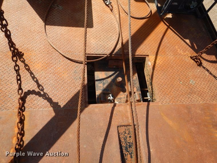 image for item DJ8845 2011 International DuraStar 4400  winch truck