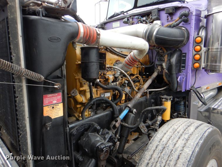 image for item DK5680 2000 Peterbilt 378  semi truck