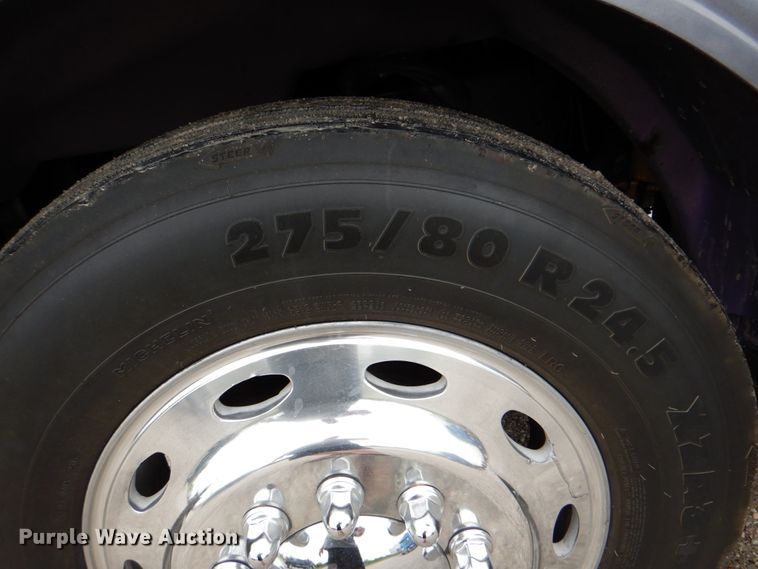 image for item DK5680 2000 Peterbilt 378  semi truck