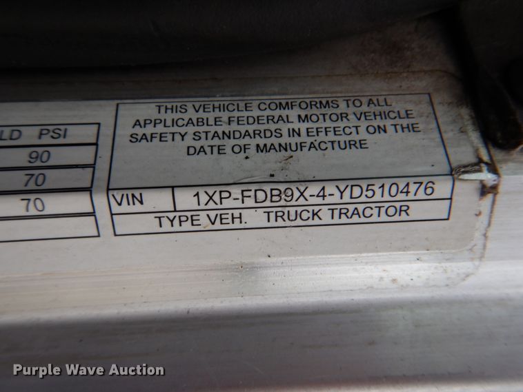 image for item DK5680 2000 Peterbilt 378  semi truck