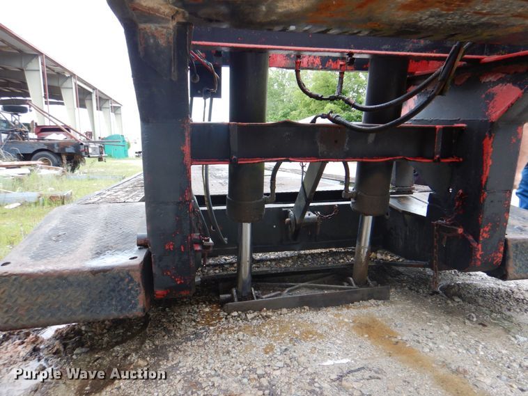 image for item DK5684 1980 Fruehauf  lowboy equipment trailer