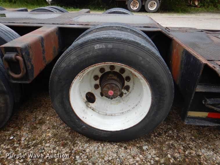image for item DK5684 1980 Fruehauf  lowboy equipment trailer