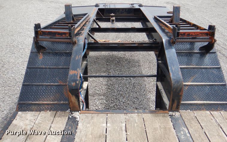 image for item DL0044 2012 Felling FT-70-2  drop deck equipment trailer