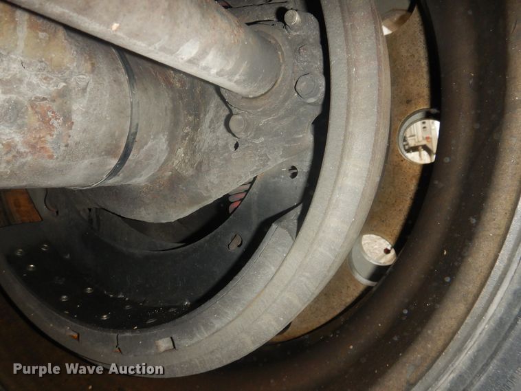 image for item DL0263 2007 Wilson PSDCL-402P  livestock trailer