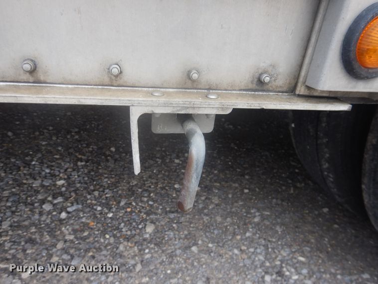 image for item DL0263 2007 Wilson PSDCL-402P  livestock trailer