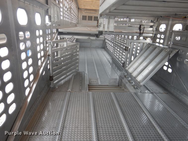 image for item DL0263 2007 Wilson PSDCL-402P  livestock trailer