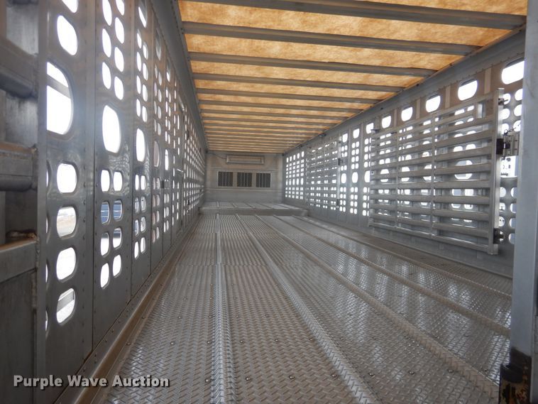 image for item DL0263 2007 Wilson PSDCL-402P  livestock trailer