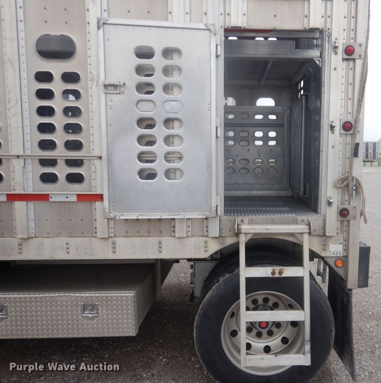 image for item DL0263 2007 Wilson PSDCL-402P  livestock trailer