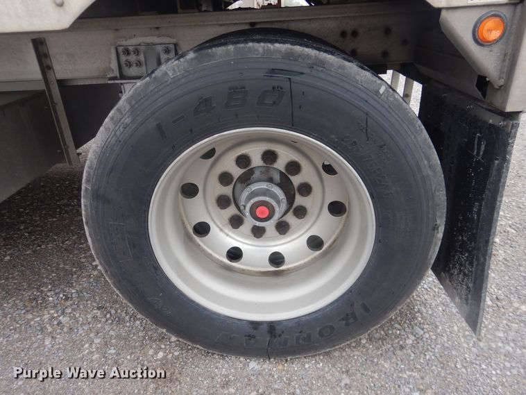 image for item DL0263 2007 Wilson PSDCL-402P  livestock trailer