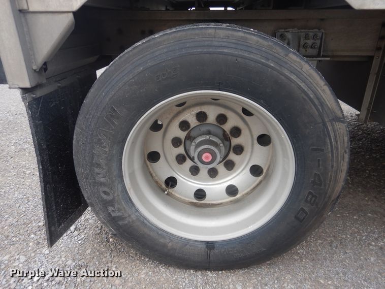 image for item DL0263 2007 Wilson PSDCL-402P  livestock trailer