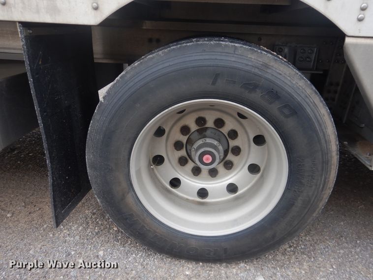 image for item DL0263 2007 Wilson PSDCL-402P  livestock trailer