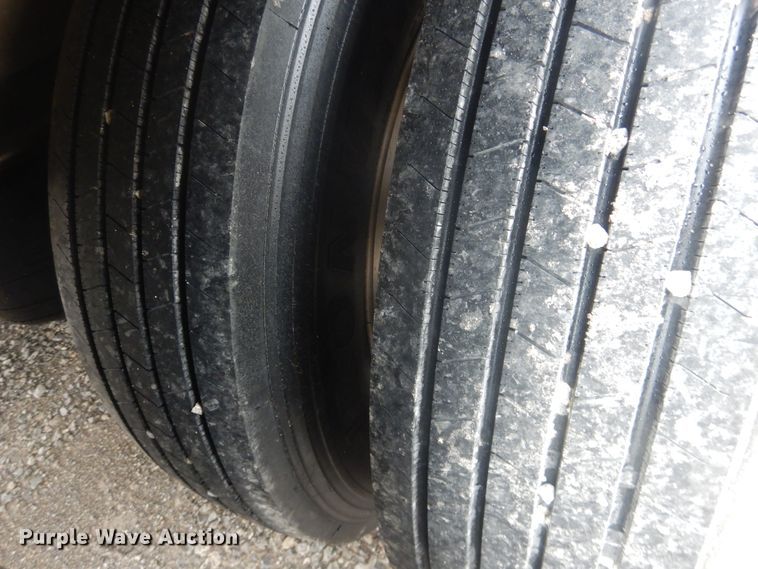 image for item DL0263 2007 Wilson PSDCL-402P  livestock trailer