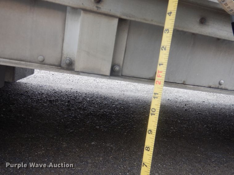 image for item DL0263 2007 Wilson PSDCL-402P  livestock trailer