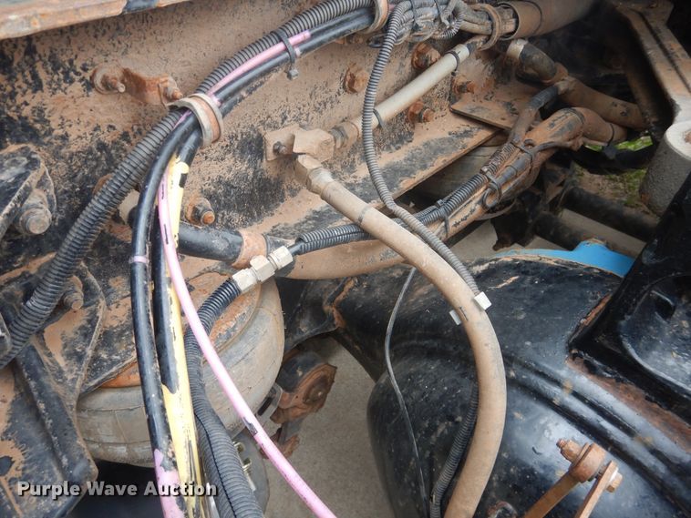 image for item DL0277 2006 Kenworth W900  semi truck