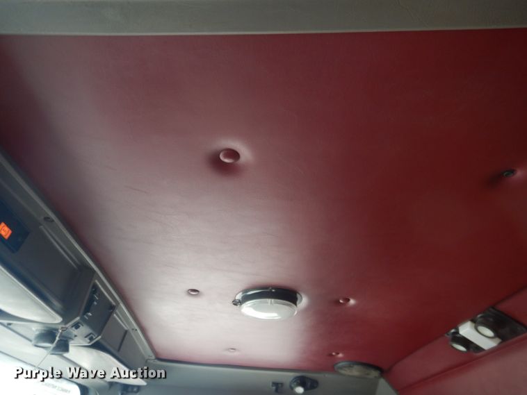 image for item DL0277 2006 Kenworth W900  semi truck