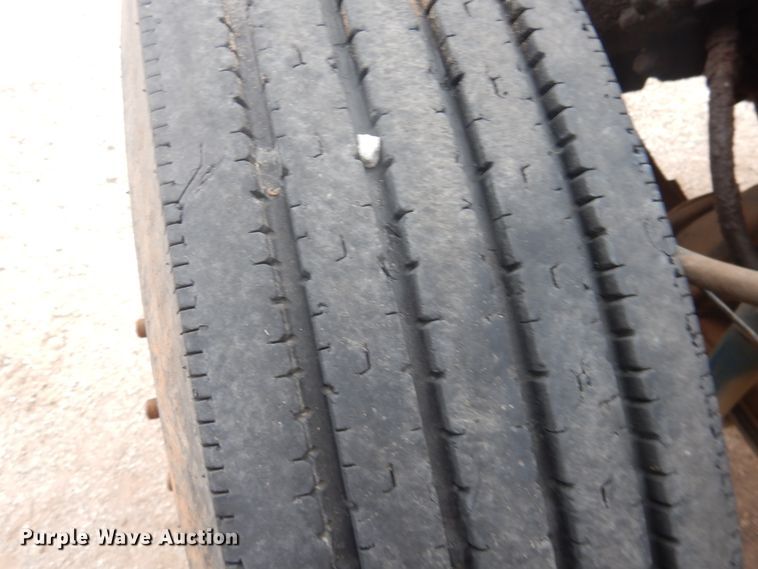 image for item DL0277 2006 Kenworth W900  semi truck