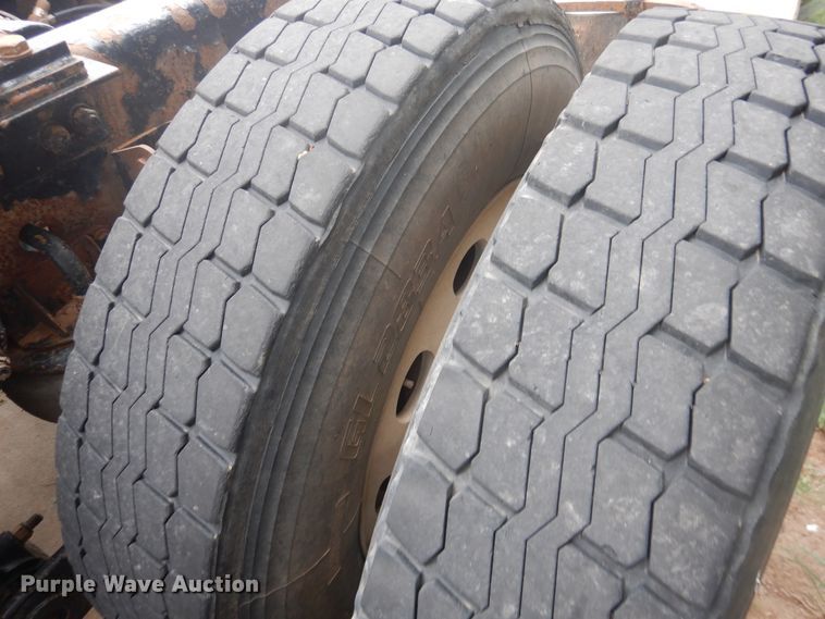 image for item DL0277 2006 Kenworth W900  semi truck