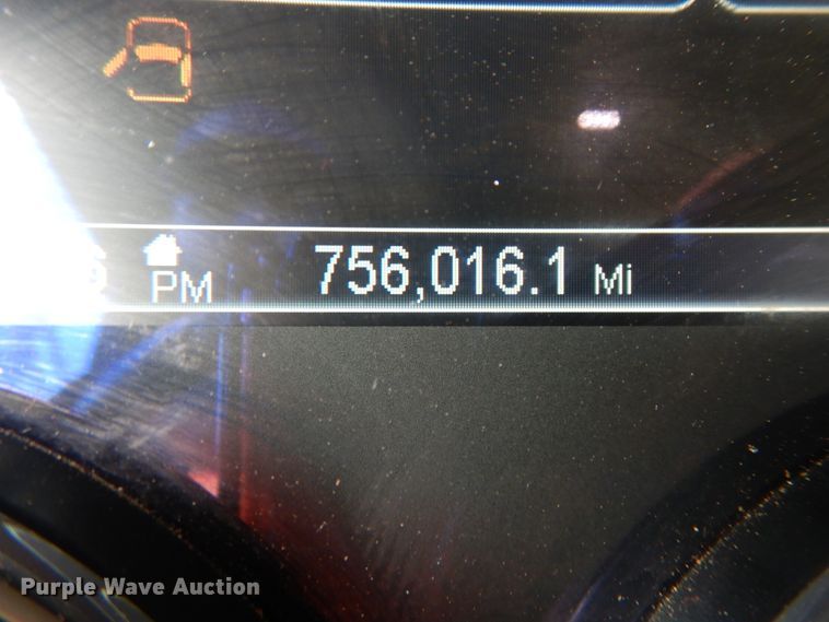 image for item DL0278 2013 Peterbilt 579  semi truck