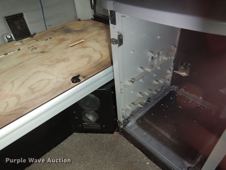 image for item DL0278 2013 Peterbilt 579  semi truck