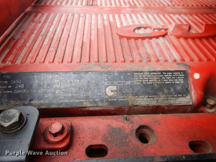 image for item DL0278 2013 Peterbilt 579  semi truck