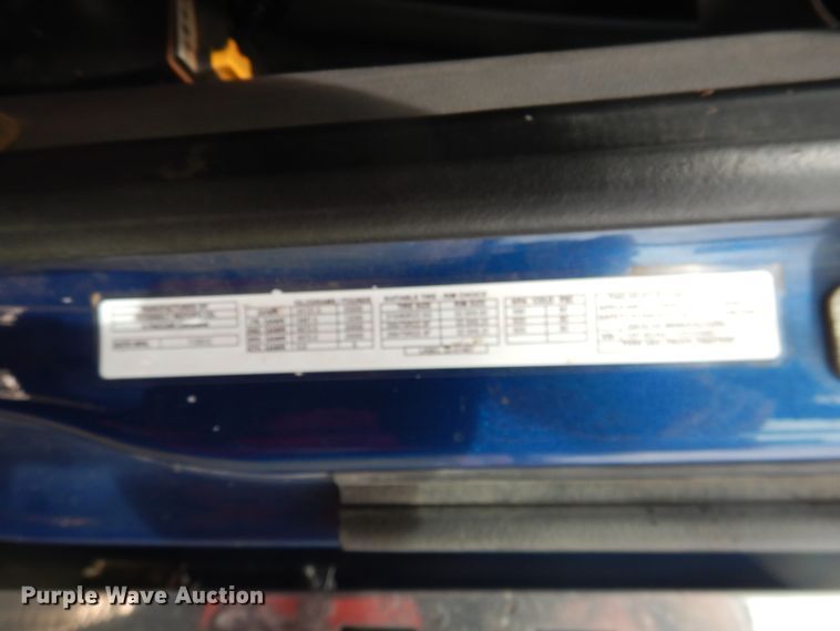 image for item DL0278 2013 Peterbilt 579  semi truck