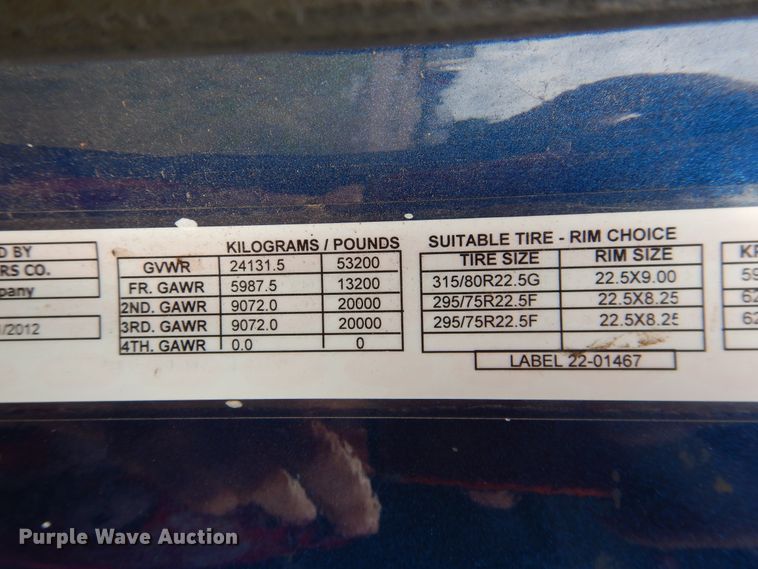 image for item DL0278 2013 Peterbilt 579  semi truck