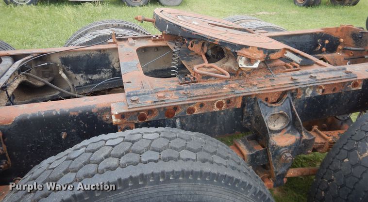 image for item DL0301 1990 International F9370  semi truck