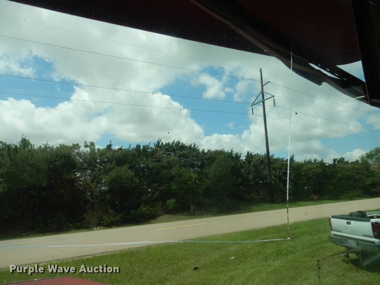 image for item DL0301 1990 International F9370  semi truck