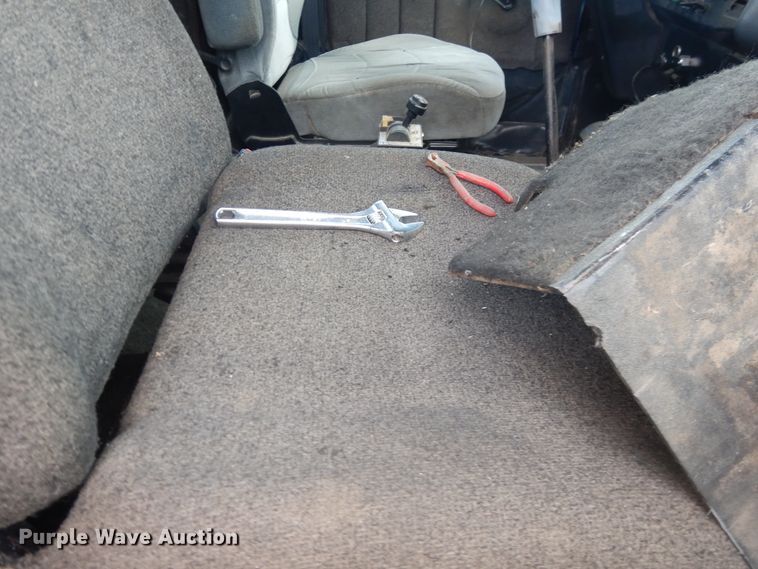 image for item DL0301 1990 International F9370  semi truck