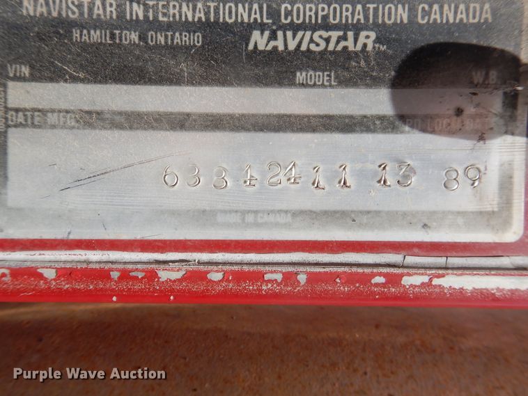 image for item DL0301 1990 International F9370  semi truck