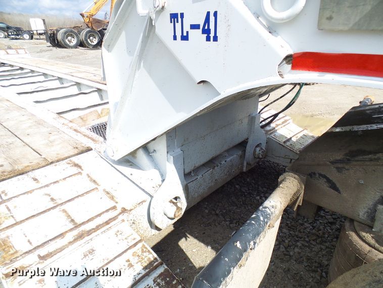 image for item DL0928 2000 Talbert TDW35SAHRG1T1 lowboy equipment trailer