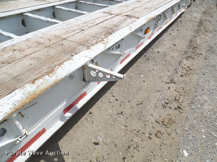 image for item DL0928 2000 Talbert TDW35SAHRG1T1 lowboy equipment trailer