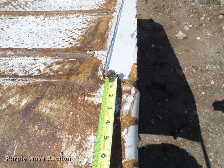 image for item DL0928 2000 Talbert TDW35SAHRG1T1 lowboy equipment trailer