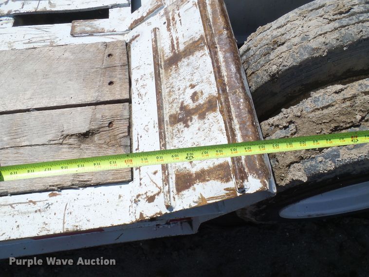 image for item DL0928 2000 Talbert TDW35SAHRG1T1 lowboy equipment trailer