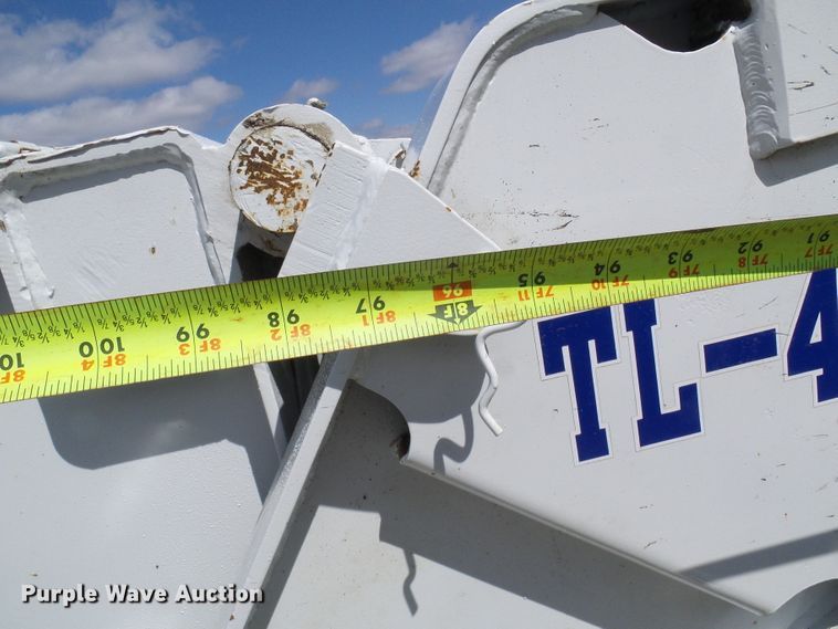 image for item DL0928 2000 Talbert TDW35SAHRG1T1 lowboy equipment trailer