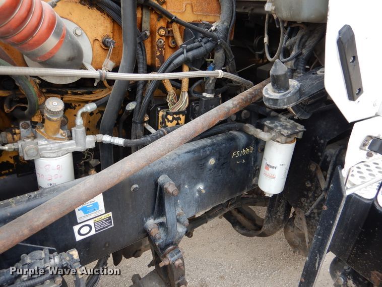 image for item DL8842 2006 Kenworth W900  semi truck