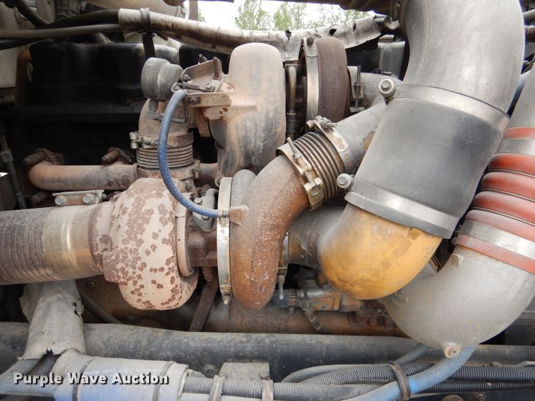 image for item DL8842 2006 Kenworth W900  semi truck