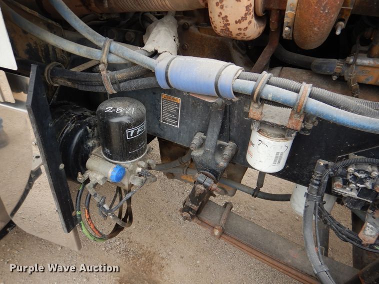 image for item DL8842 2006 Kenworth W900  semi truck