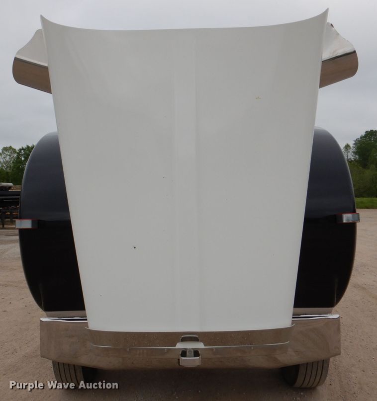 image for item DL8842 2006 Kenworth W900  semi truck