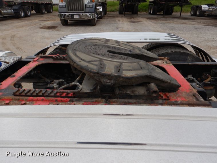 image for item DL8842 2006 Kenworth W900  semi truck