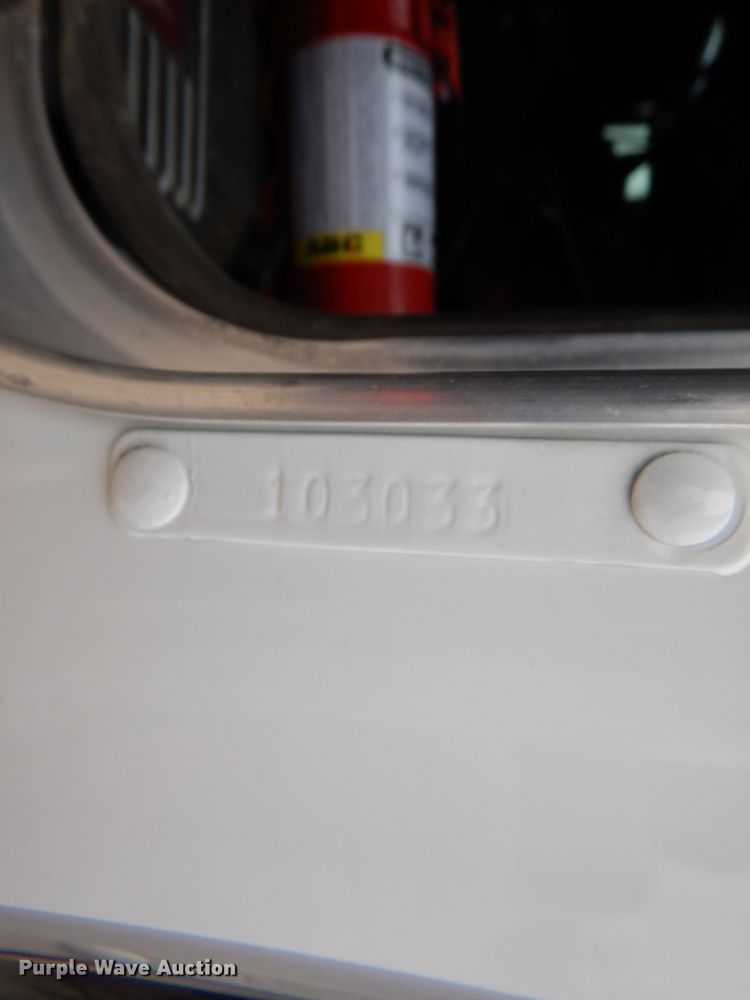 image for item DL8842 2006 Kenworth W900  semi truck