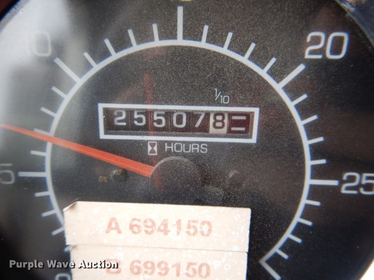 image for item DL8843 2005 Kenworth W900  semi truck